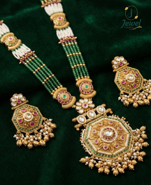 Emerald Riwaayat Kundan Pearl Necklace Set