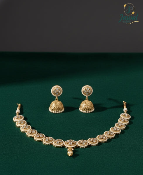 Ivory Aura Kundan Necklace Set