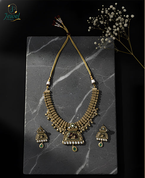 Rajwada Antique Kundan Necklace Set