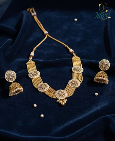 The Ivory Court Pearl Necklace